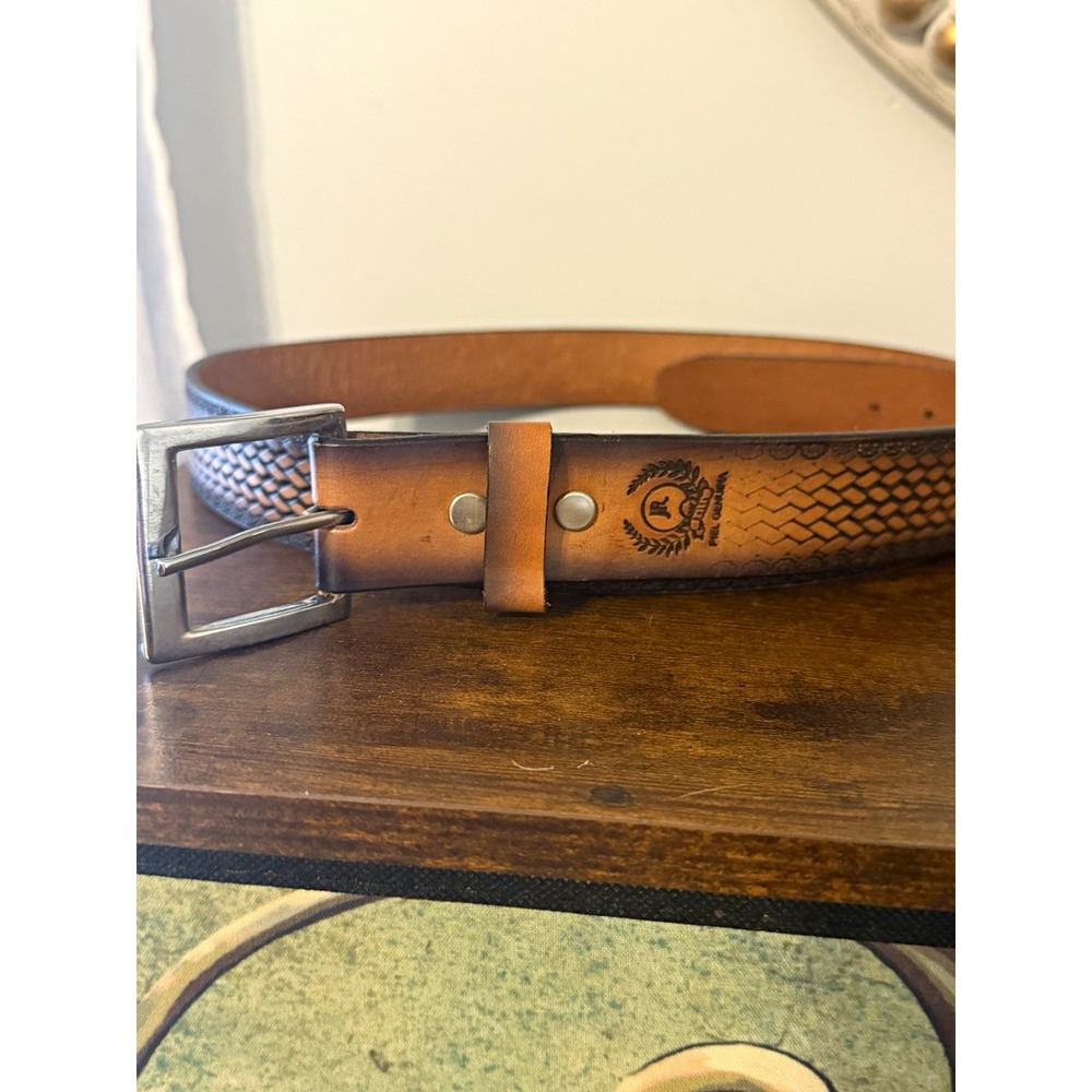 JR Piel Genuina Leather Western Belt Size 44 Brown Tooled Cowboy Belt